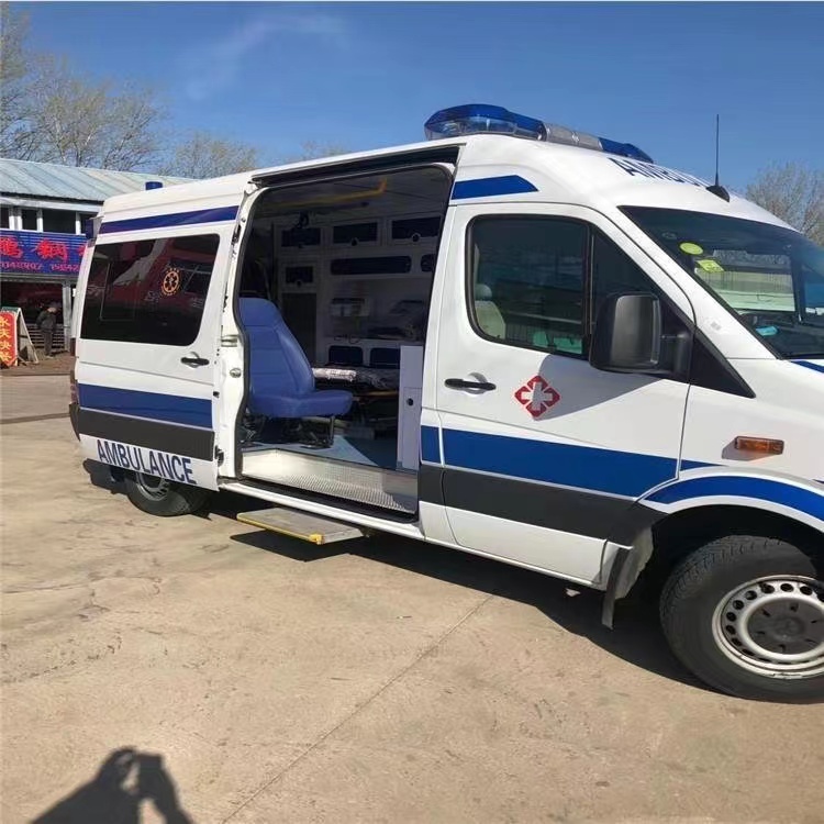 邕宁私人长途救护车出租转院回家